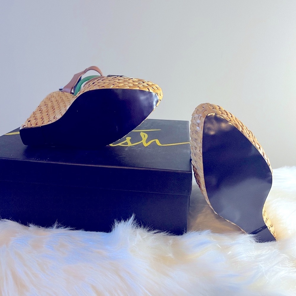 London Trash Juno Tanmu Sandal - Picture 6 of 6